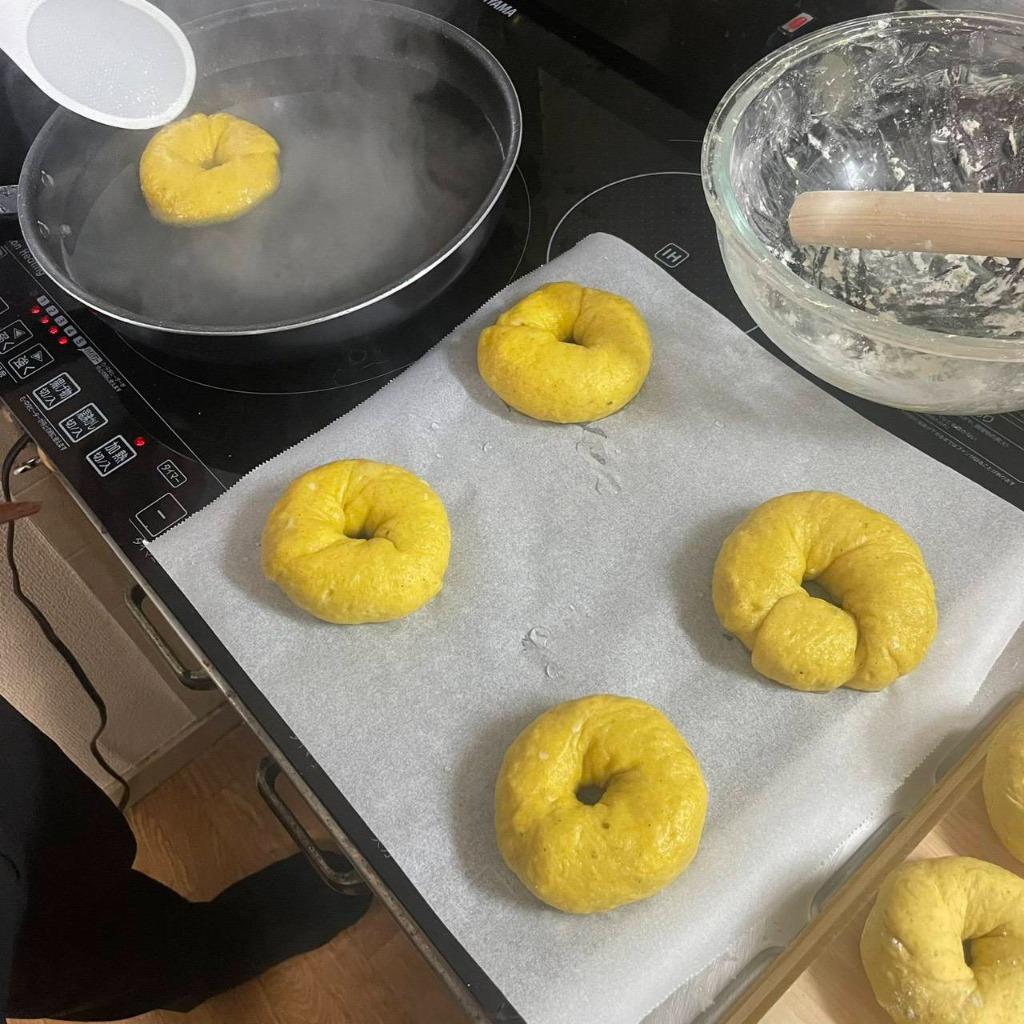 Bagel cooking